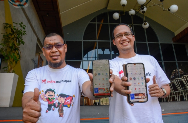 Mitra Bukalapak Ajari Ratusan Pemilik Warung di Makassar & Palembang Strategi Pikat Pelanggan