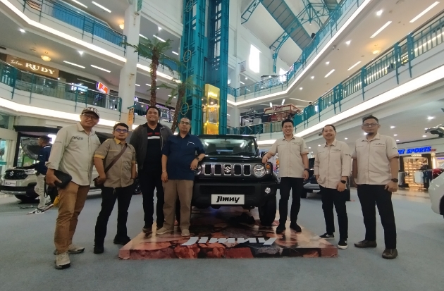 Mobil Legendaris Suzuki Jimny 5 Door Mengaspal di Makassar, Tersedia DP 0 Persen