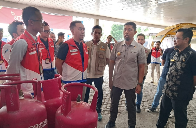 Stok BBM & LPG Aman, Pjs Wali Kota Makassar Imbau Masyarakat Jangan Panic Buying