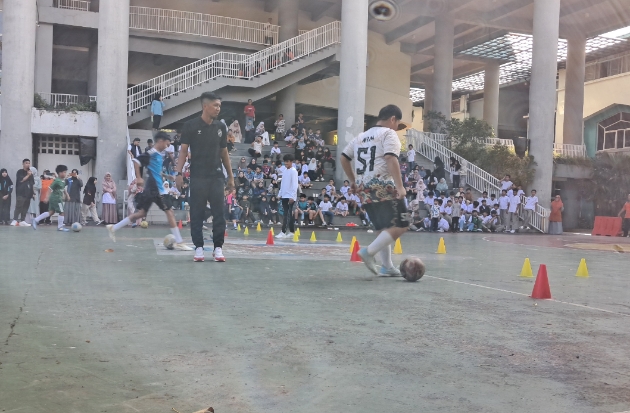 Antusiasme Siswa SD Islam Athirah Ikuti Futsal Coaching Clinic Bareng PSM Makassar