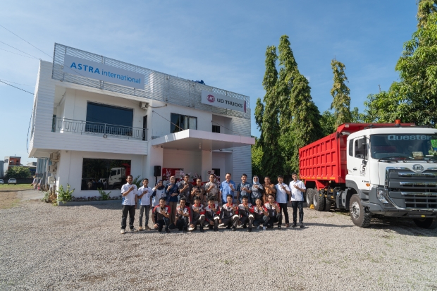 Dukung Industri Strategis di KTI, Astra UD Trucks Resmikan Fasilitas Baru di Makassar