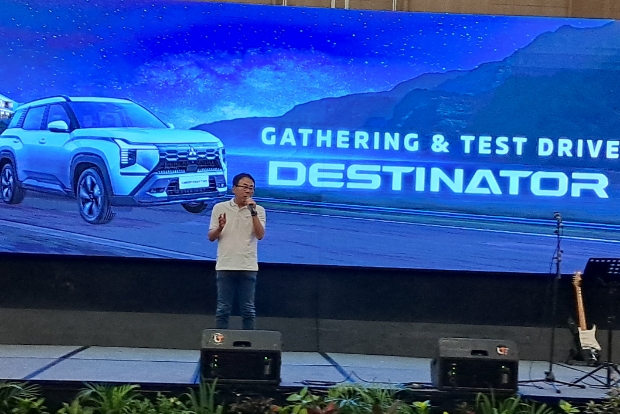 Mitsubishi Destinator Laris Manis! Ratusan Calon Konsumen Hadiri Gathering & Test Drive di Makassar