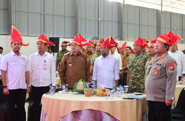 Gotong Royong Menggerakkan Ekonomi Desa Lewat Koperasi Merah Putih