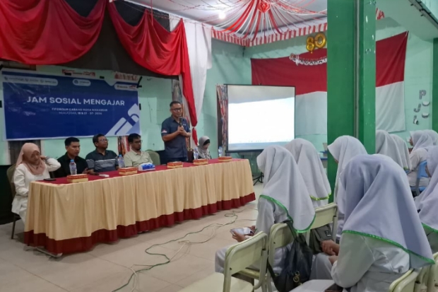 FIFGROUP Gelar Program Jam Sosial Mengajar di Wilayah Cabang Makassar II