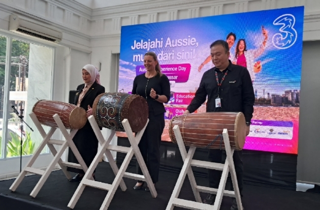 Australia Experience Day Indosat Buka Akses Pendidikan & Perjalanan bagi Warga Makassar