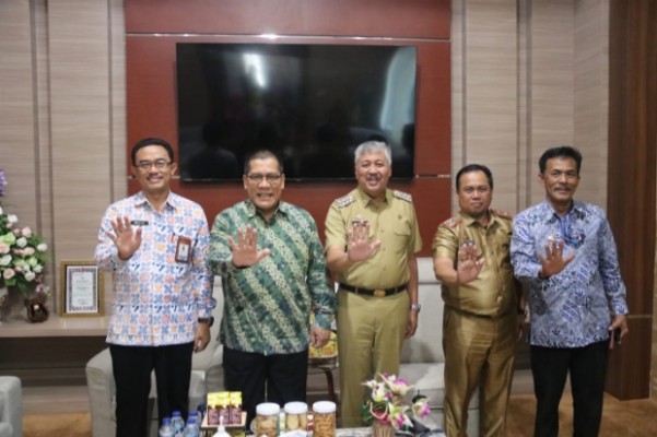 Bupati Pinrang Harap Prevalensi Stunting Turun ke Angka 15% Tahun Ini