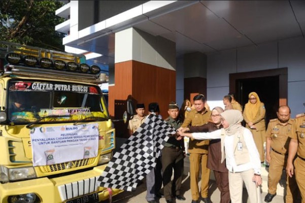 58 Ribu Keluarga di Kabupaten Gowa Mulai Terima Bantuan Cadangan Pangan