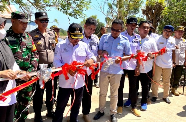 PLN NP UPK Punagaya Resmikan Program CSR! Sulap FABA jadi Jalan Dusun Bungung Labuang