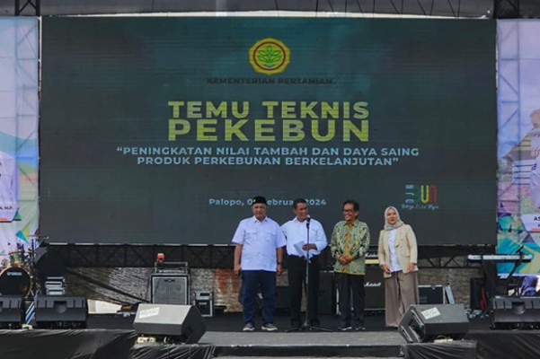 Bahas Hilirisasi Pertanian, Aisyah Tiar Arsyad Edukasi 10 Ribu Petani di Palopo