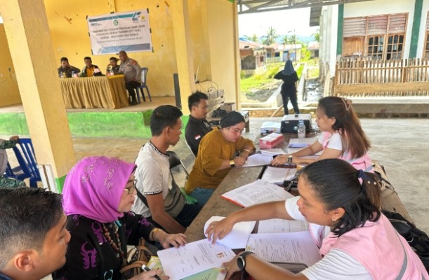 Masyarakat Taopa Dukung Srikandi PLN Wujudkan Interkoneksi Sistem Kelistrikan Sulteng-Gorontalo