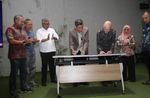 Konjen AS & Kalla Institute Kerja Sama Hadirkan American Corner