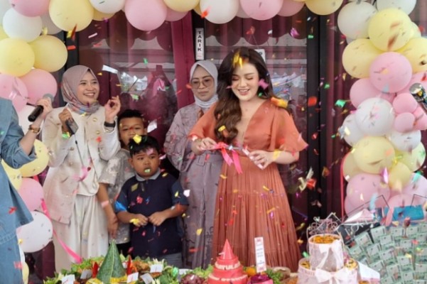 Hadir di Tanjung Bunga, Ressty Aesthetic Clinic Tawarkan Promo Potongan 20%