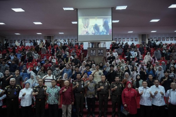 Jamwas Rudi Margono Motivasi Mahasiswa Hukum Unhas