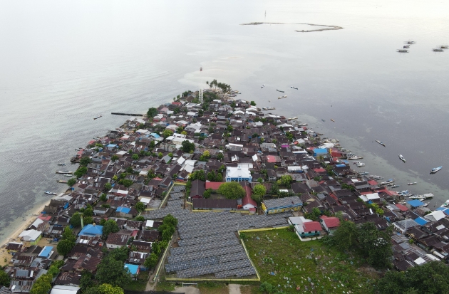 Listrik Hijau Gairahkan Ekonomi dan Pendidikan di Pulau Kodingareng