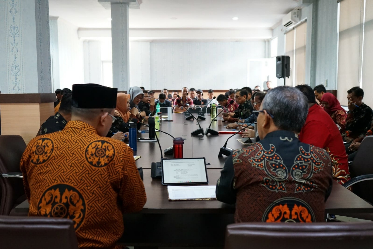 Sekkab Lutim Minta Kebut Pelaksanaan Kegiatan Fisik 2023