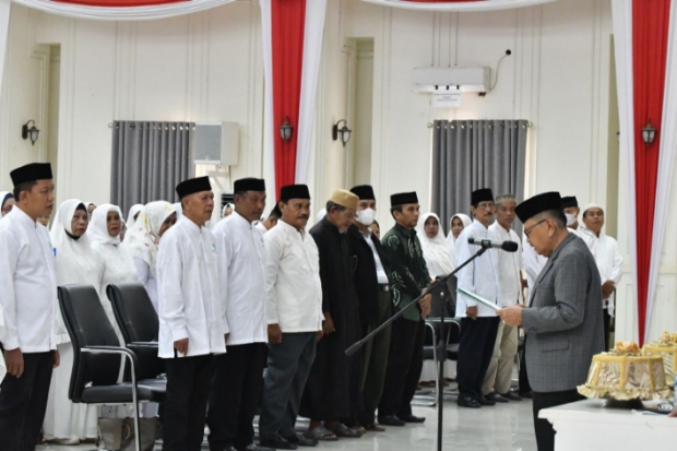 Wali Kota Palopo Lantik Pengurus Ikatan Persaudaraan Haji Indonesia