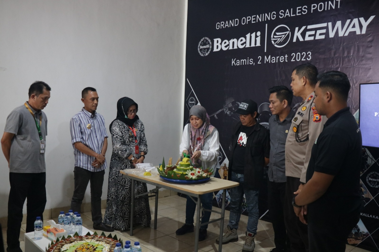 Kalla Kars Buka Sales Point Benelli-Keeway di Bumi Arung Palakka