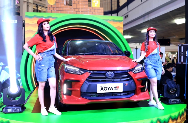 Public Display Lebaran Super Sale dari Kalla Toyota Bertabur Promo Menarik