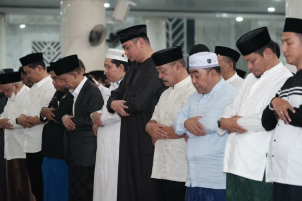 Bupati Gowa Paparkan Program Prioritas saat Pelaksanaan Tarawih Pertama