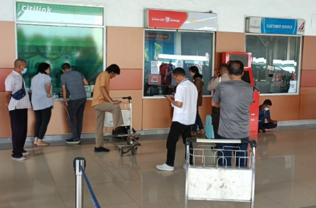 Mudik Lebih Awal, Penumpang Mulai Padati Bandara Sultan Hasanuddin