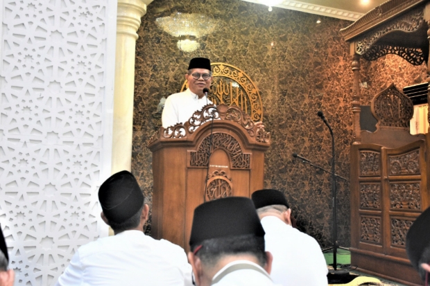 Peringati Nuzulul Quran, Rektor UNM Ajak Civitas Akademika Berlomba Tebar Kebaikan