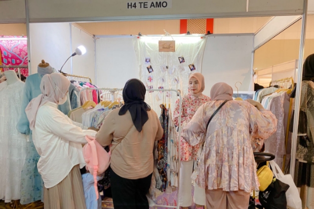 Te Amo Ramaikan Trend Hijab Expo Makassar di Claro