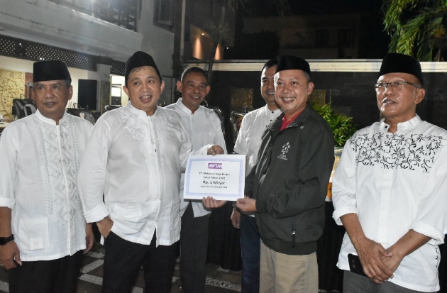 YHK Terima dan Siap Salurkan Zakat PT Makassar Raya Motor