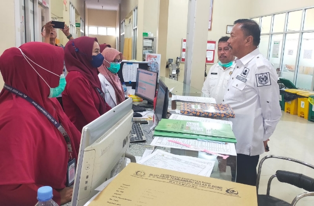 Sidak RSUD Pasca Libur Idul Fitri, Wabup Bone Minta Dahulukan Pelayanan Kesehatan