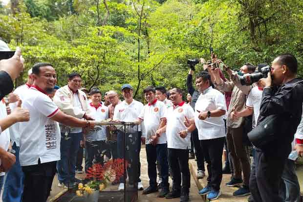 Ribuan Pengurus IKA Unhas Hadiri Halalbihalal di Taman Wisata Bantimurung