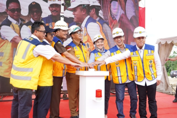 Rekonstruksi Gedung DPRD Sulbar Dimulai, Pj Gubernur Ingin SDM Lokal Dimaksimalkan