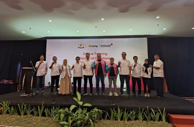 Indosat dan Kadin Gelar Pelatihan IT & Coding untuk Milenial di Makassar