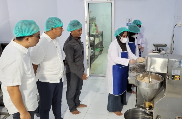 Mengintip Dapur Azzakhra Food, UMKM Binaan CIMB Niaga: Produksi Bakso hingga 1 Ton