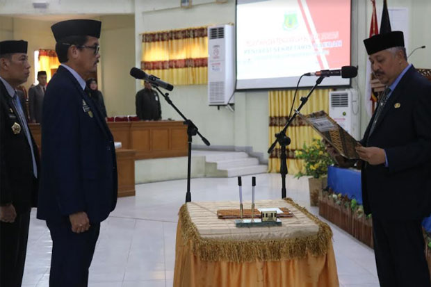 Irwan Hamid Lantik A Tjalo Kerrang sebagai Pj Sekda Pinrang