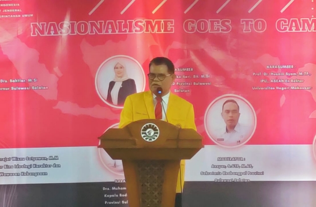 Rektor UNM Gelorakan Semangat Gotong Royong pada Event Nasionalisme Goes to Campus