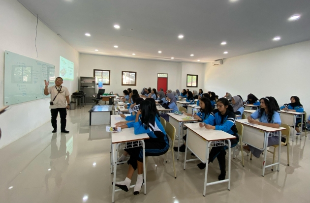 Kalla Institute Sosialisasikan Penerimaan Mahasiswa Baru di Sekolah Lingkup Sulselbar