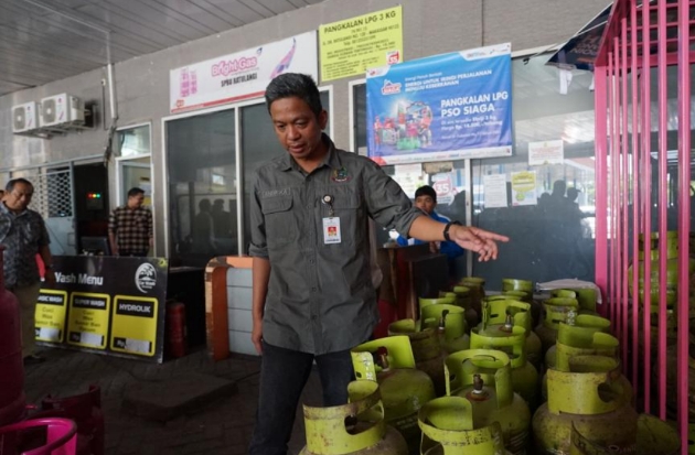 Pertamina & Pemprov Sulsel Sidak SPBU dan Pangkalan LPG di Makassar