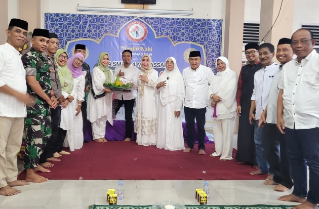 Milad ke-7, IKA SMAPAT Makassar Gelar Maulid dan Berbagi Sembako