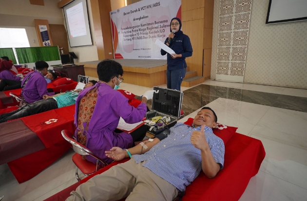 Ratusan Perwira dan Tenaga Alih Daya Pertamina Sulawesi Ikuti Donor Darah