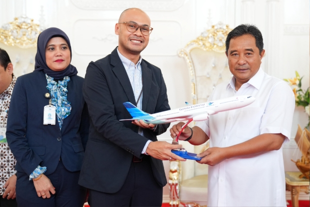 Garuda Indonesia Diminta Tambah Rute Penerbangan di Sulsel