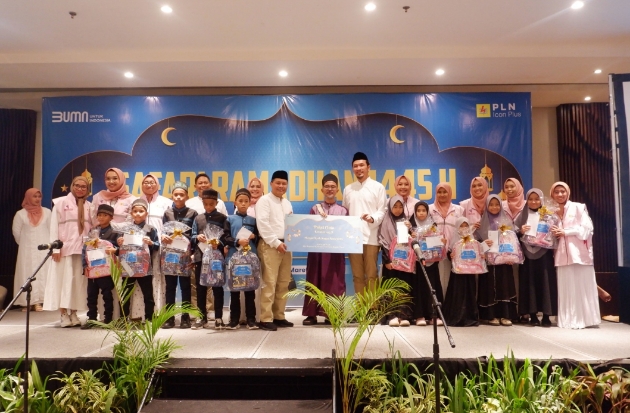 PLN Icon Plus SBU Sulawesi & IBT Bagikan Bantuan Program TJSL & Teken MoU