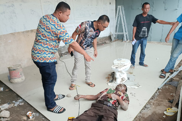 Diduga Kesetrum, Mayat Laki-laki Ditemukan di Rumah Kosong di Mawang Gowa