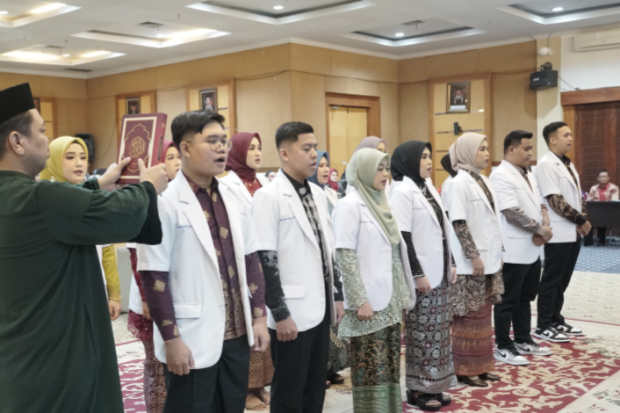 UIN Alauddin Makassar Sudah Sumpah 75 Lulusan Kedokteran