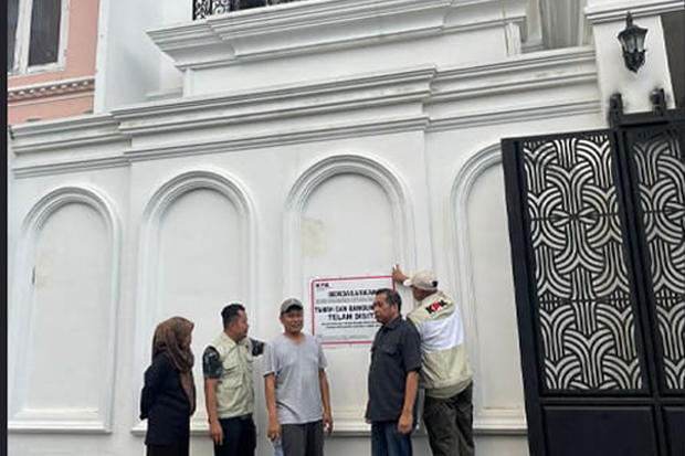 KPK Sita Rumah Mewah Eks Mentan SYL di Makassar