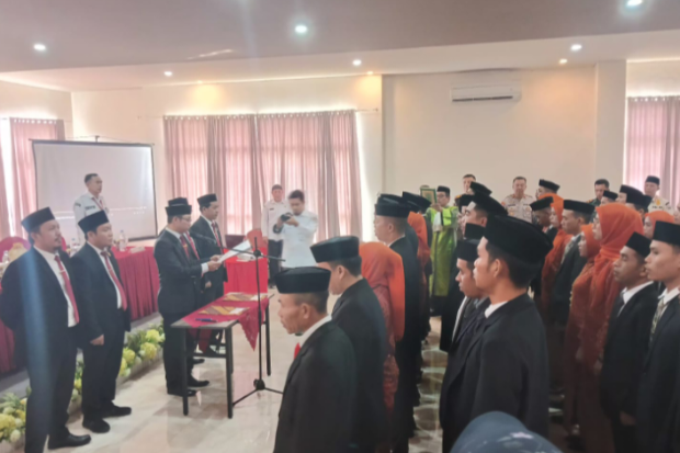 KPU Bantaeng Lantik 40 Anggota PPK dari 8 Kecamatan