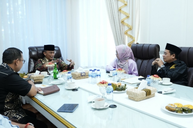 Bersama KPU Sulsel, Penjabat Gubernur Prof Zudan Bahas Pilkada Serentak