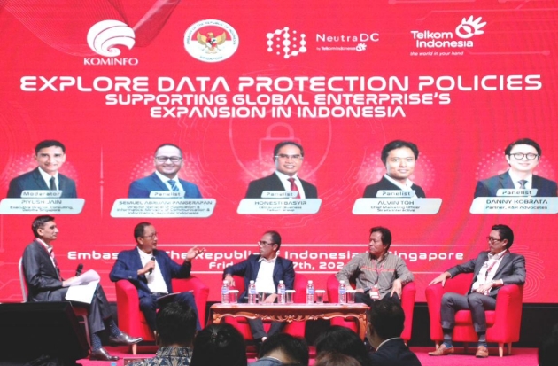 NeutraDC & KBRI Singapura Gelar Diskusi Panel Kebijakan Pelindungan Data