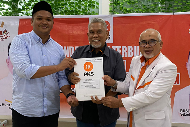 PKS Serahkan Rekomendasi Paket Uji-Sahabuddin di Pilkada Bantaeng 2024