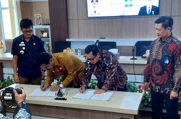 Jamkrindo dan Pemkab Pinrang Teken MoU Terkait Jasa Surety Bond