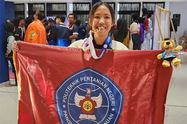 Mahasiswa Polipangkep Raih Medali Perak Taekwondo di Porseni Nasional
