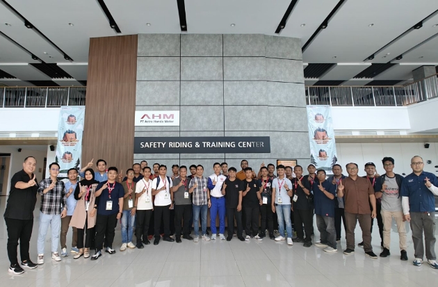 Beradu Gagasan Kampanyekan Keselamatan Berkendara di Ajang Safety Riding Camp